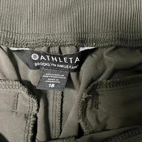 Athleta Brooklyn ankle pant size 18 - Picture 3 of 5